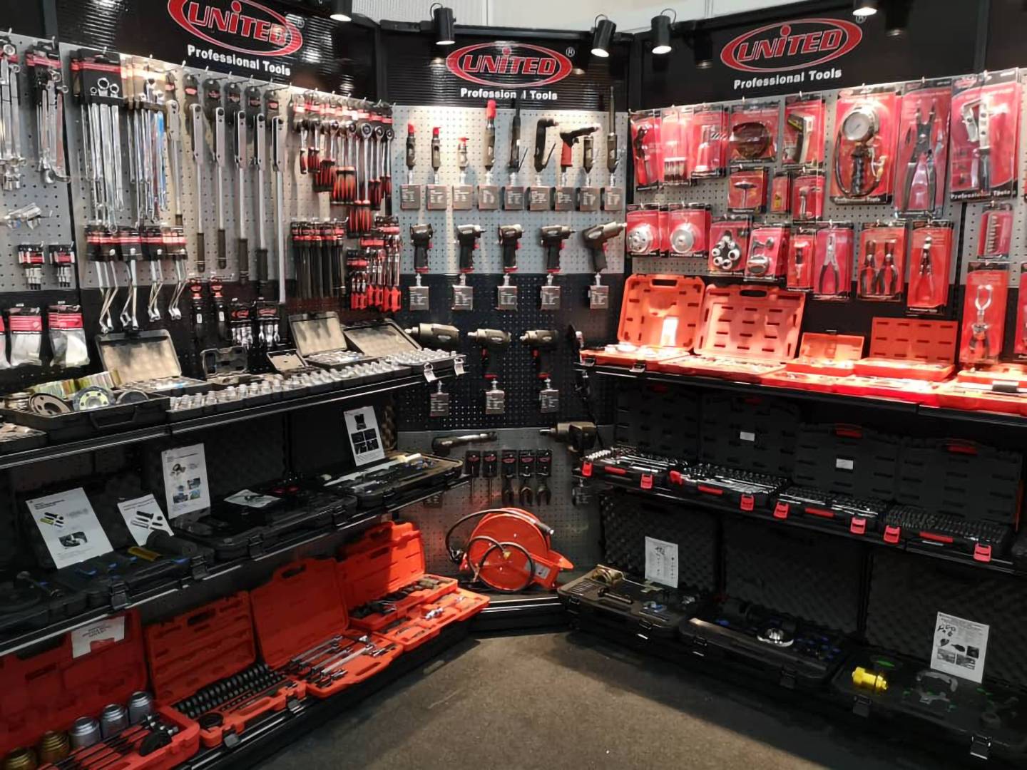 Beta tools – From Tool Chests to Workwear, Everything You Need Online
